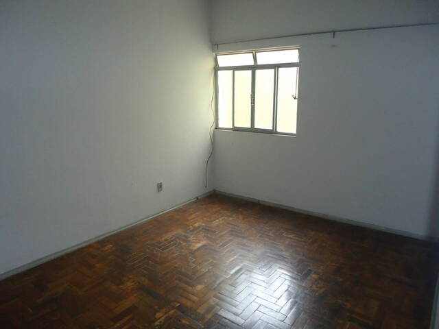 #82 - Apartamento para Locação em Carangola - MG - 3