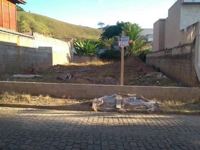 #115 - Terreno em condomínio para Venda em Carangola - MG