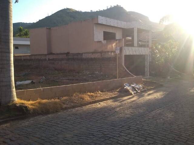 #115 - Terreno em condomínio para Venda em Carangola - MG