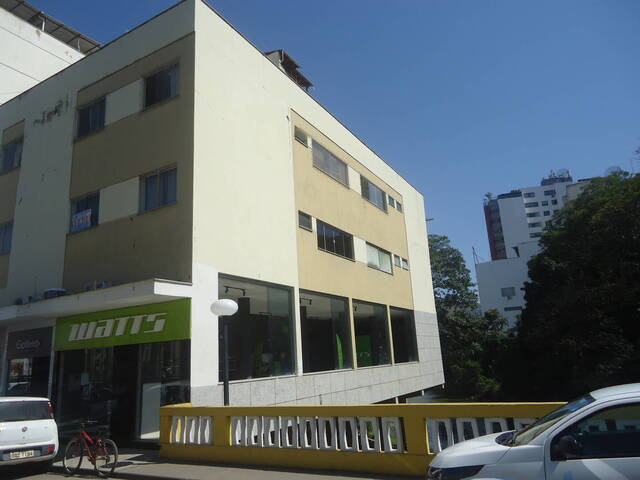 #121 - Apartamento para Locação em Carangola - MG - 2